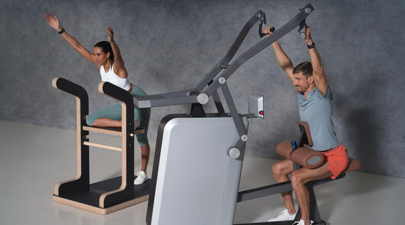 Training im Fitnessstudio von Shivanja